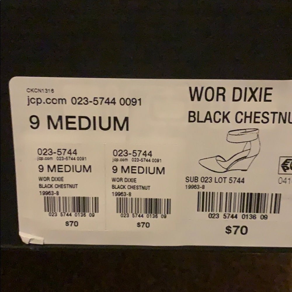 Women’s shoe